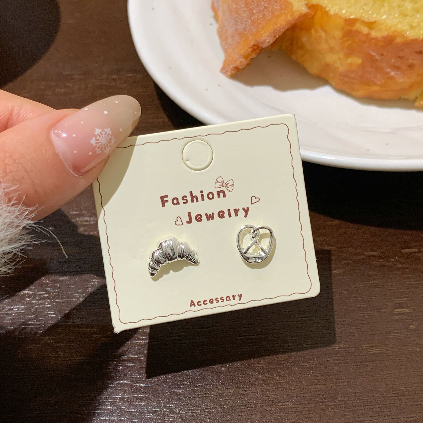 Bear Bread Party Earings Female Sier Needle Cute Personality Stud Earrings