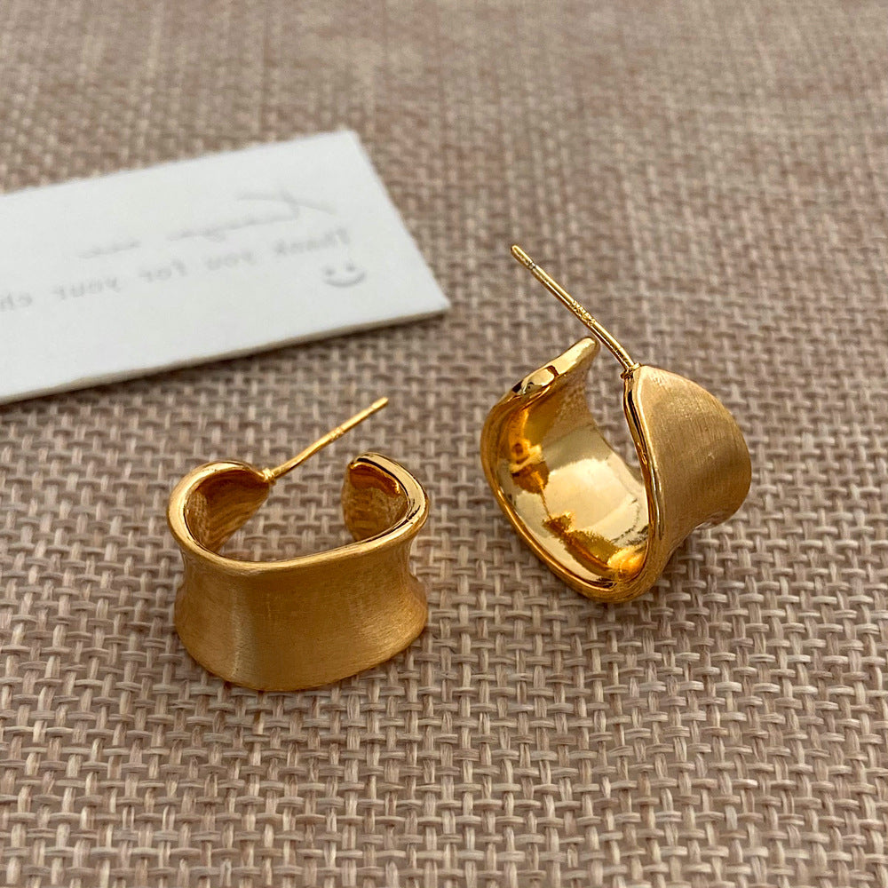 Brushed Light Luxury Fashionable Elegant Flat Earrings