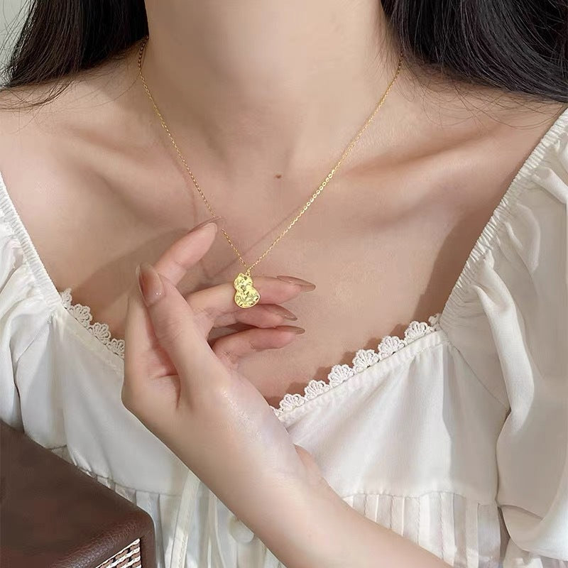 Women's Heart Light Luxury Minority Clavicle Chain Cold Necklace