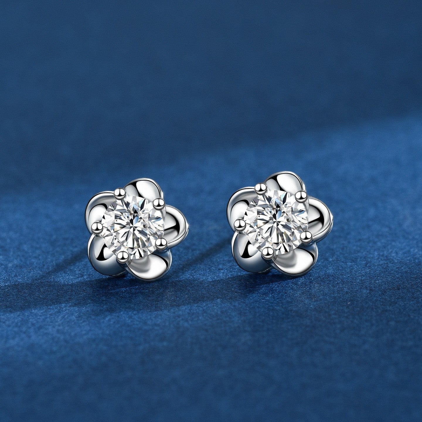 Women's Copper Plated Gold Micro Inlaid Zircon Stud Earrings