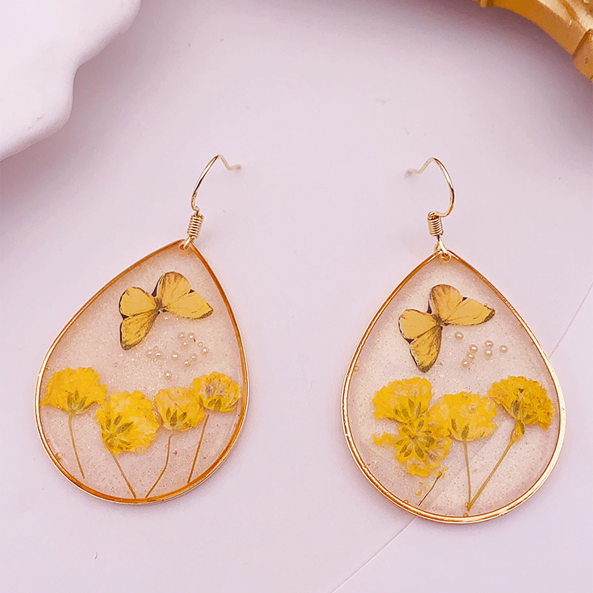 Women's Dried Flower Fresh Real Gold Foil Stud Earrings