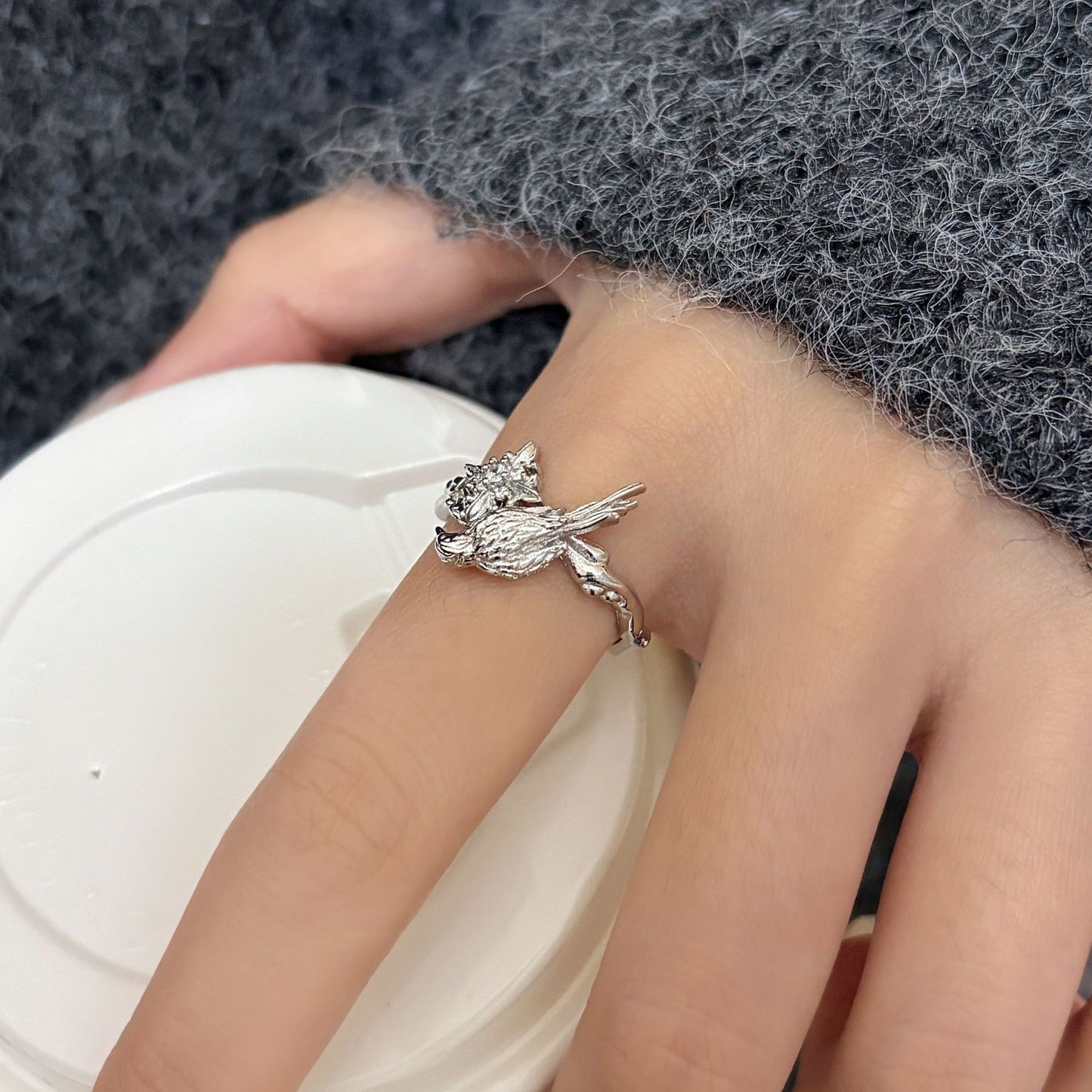Crow Female Versatile Advanced Irregular Light Luxury Minority Opening Ring