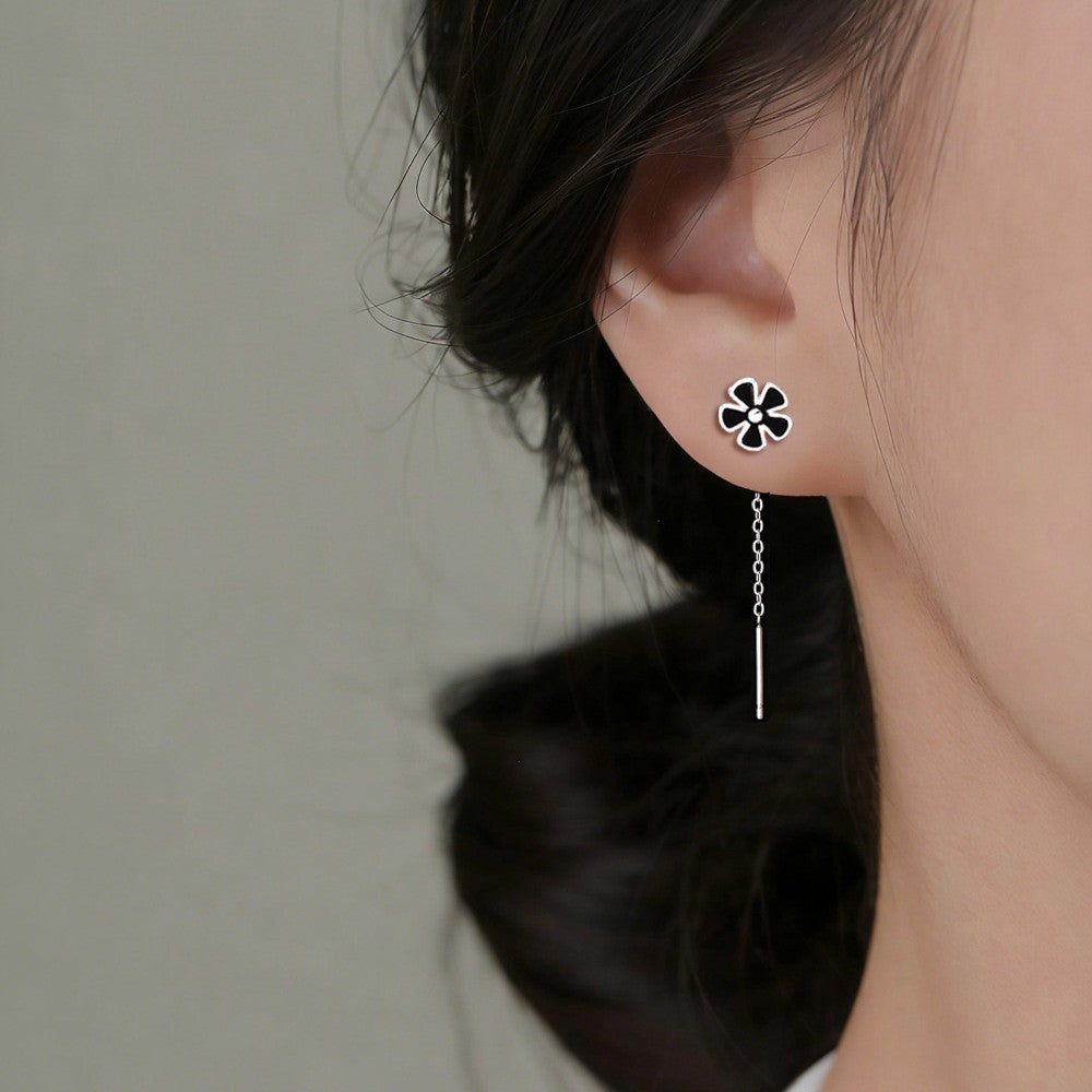 Women's Selection Fashion Long Small Flower Chain Classic Style Ear Line