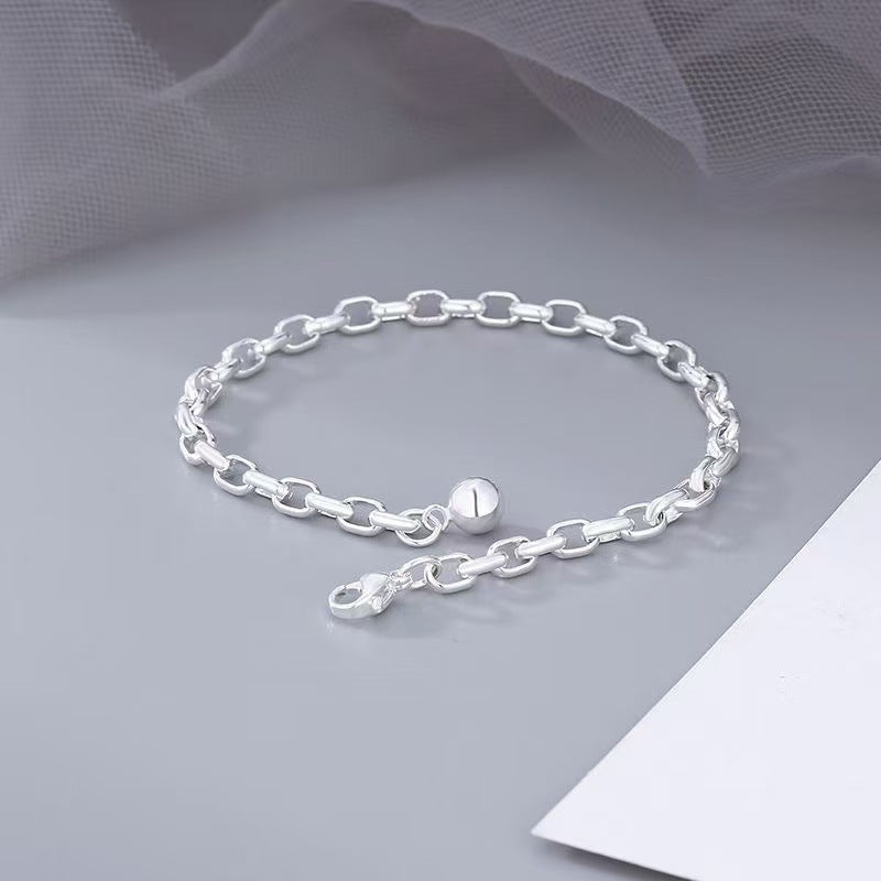 Women's Retro Minority Design Thick Type Dangling Beads Light Luxury Advanced Bracelet