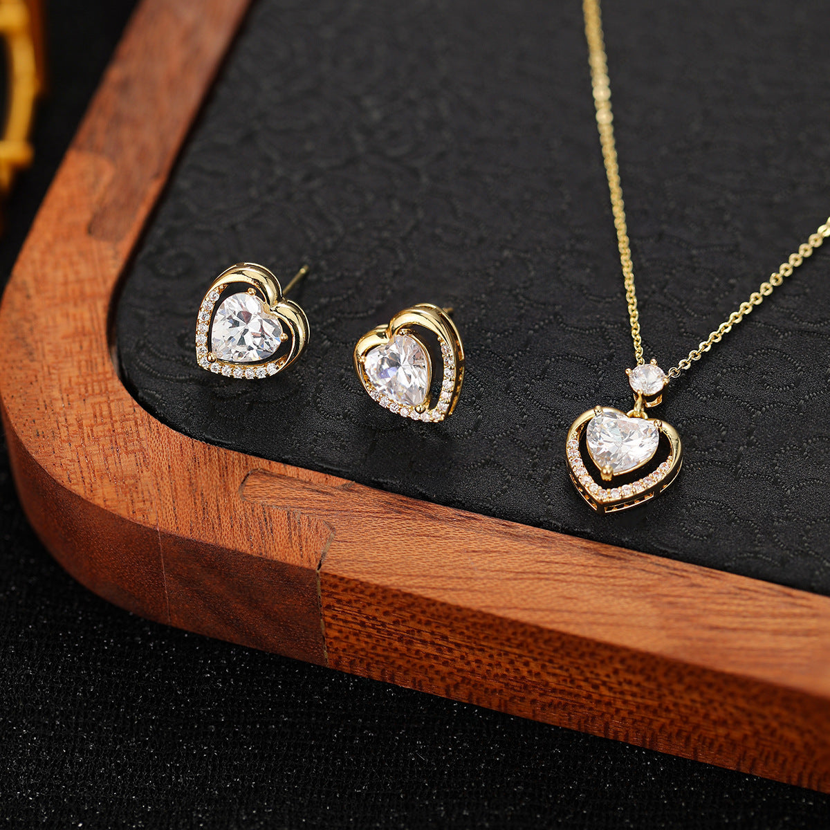 Glamorous Comfortable Two-piece Affordable Luxury Fashion Jewelry Set