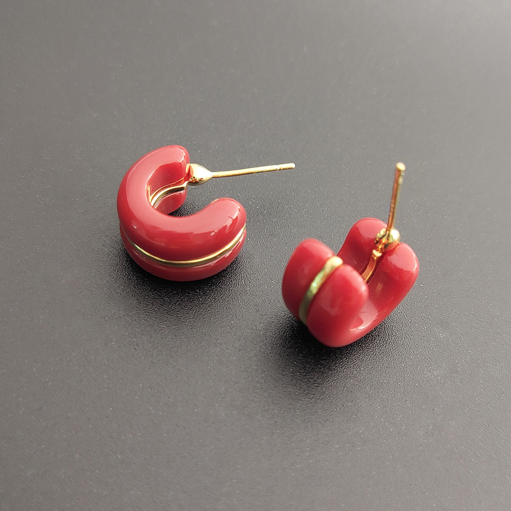 Elegant Small Design Beautiful Color Simple Earrings