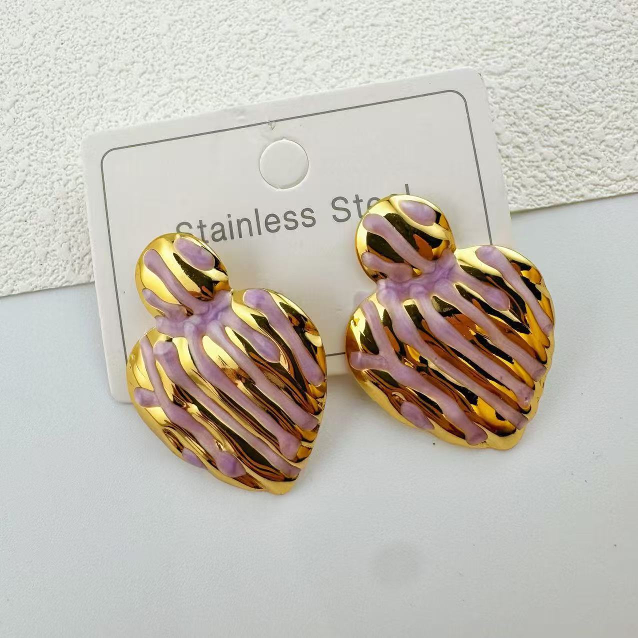 Love Heart Enamel Gold-plated Niche Design Stud Earrings