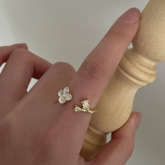 Gentle Dignified Flowers Female Delicate Pearl Zircon Light Luxury High Rings