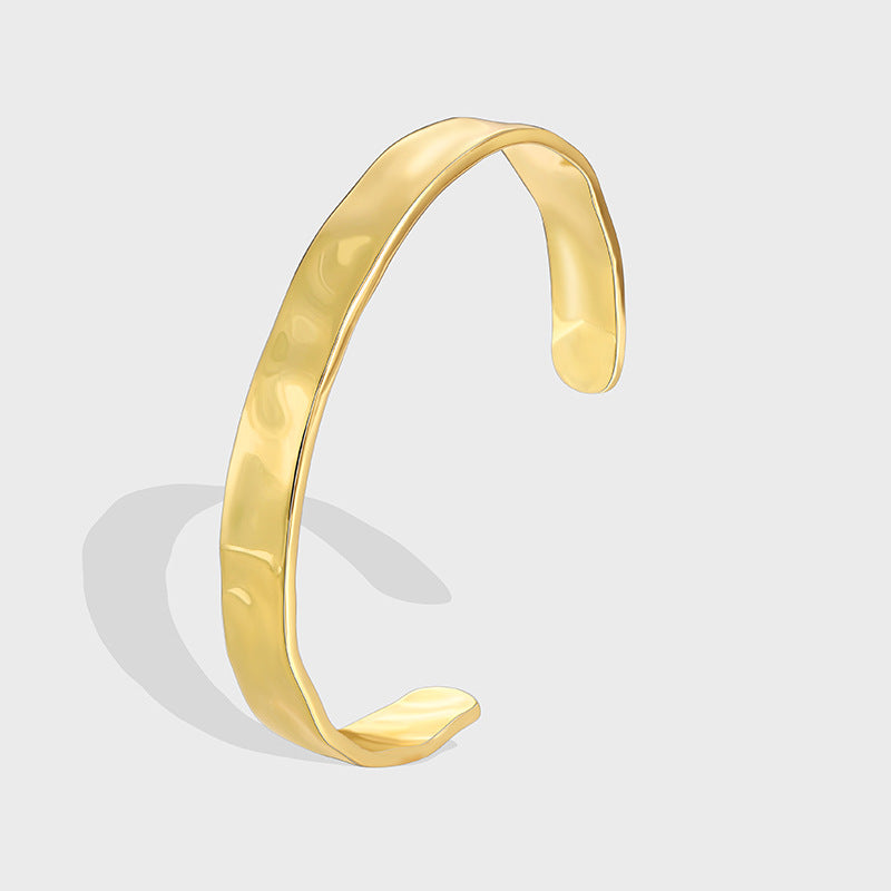 Stylish Simple Wind Beat Pattern Female Brass Bracelet