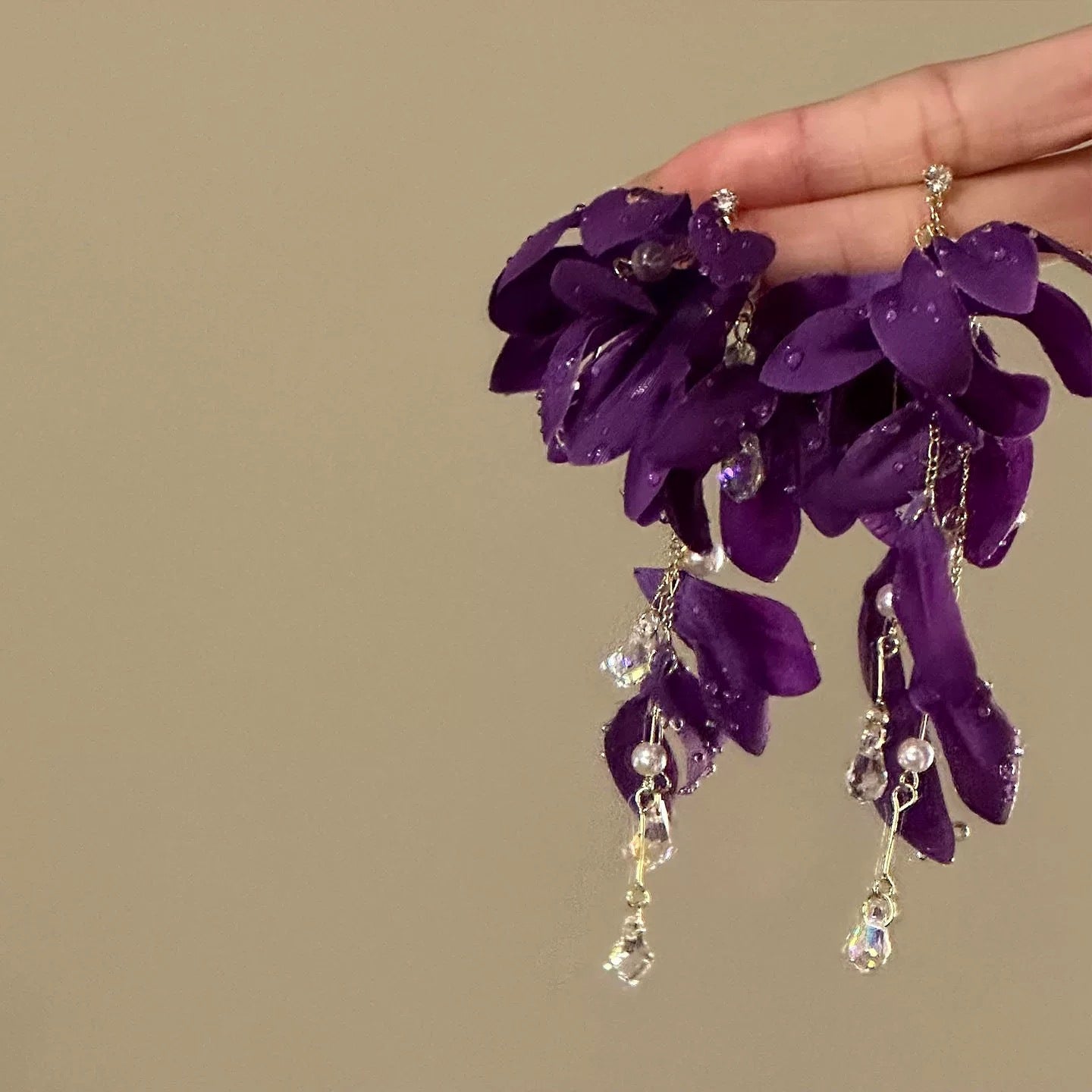Women's Needle Fabric Purple Flower Tassel Light Luxury High-grade Temperament Fashionable Earrings