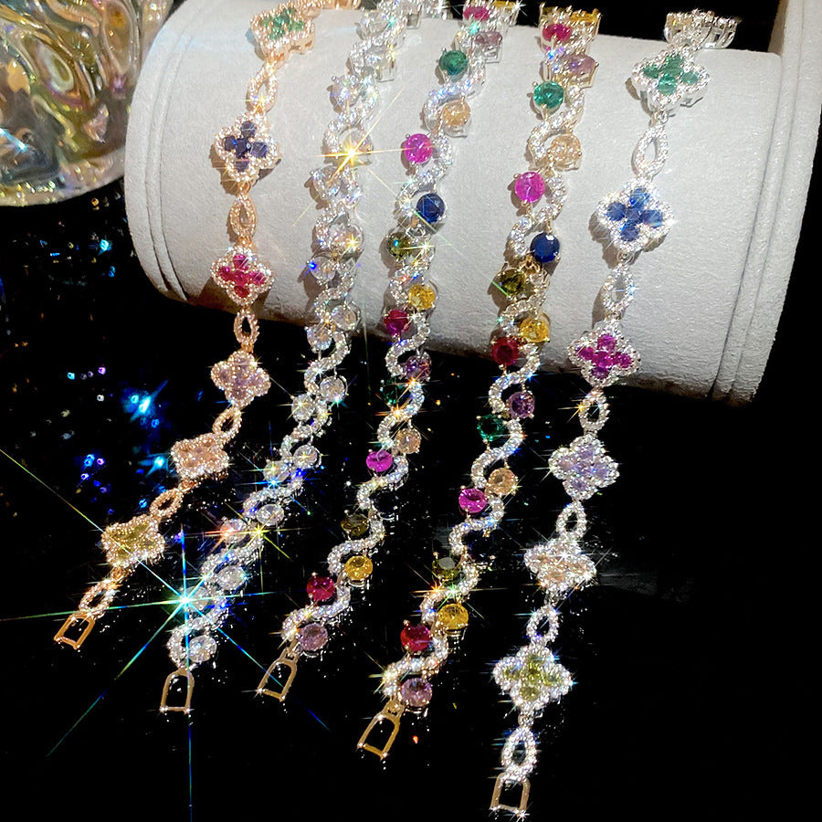 With Diamond Round Exquisite Fashion Retro Unique Design Light Luxury Bracelets