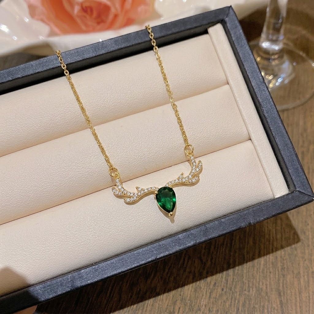 Women's Fashion Devil's Eye Creative Design Elements Popular Clavicle Necklaces