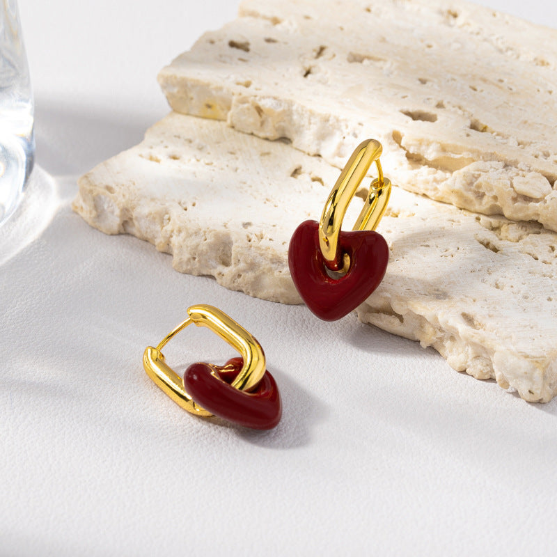 Women's Style Heart Pearl Light Luxury Stereo Retro High-grade Earrings