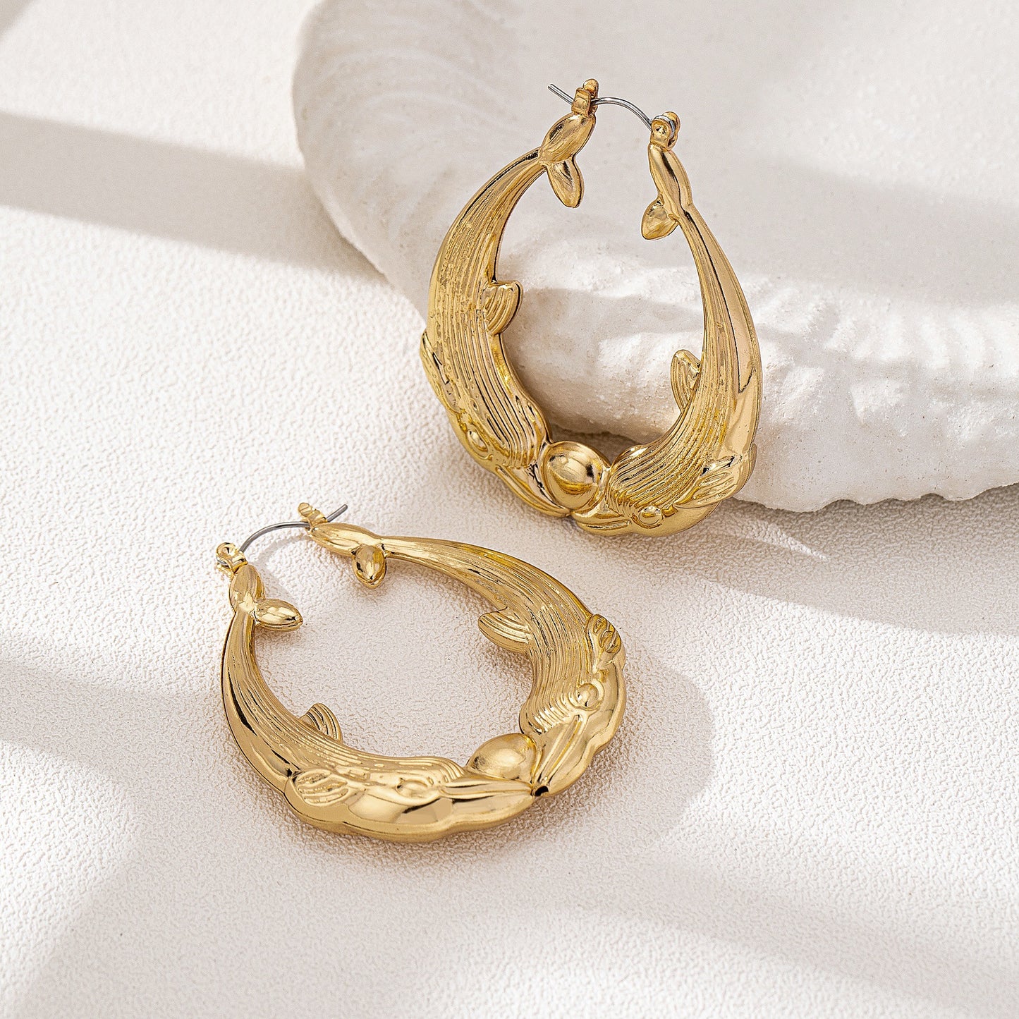 Simple Fashion Dolphin Creative Personality Fish-shaped Earrings