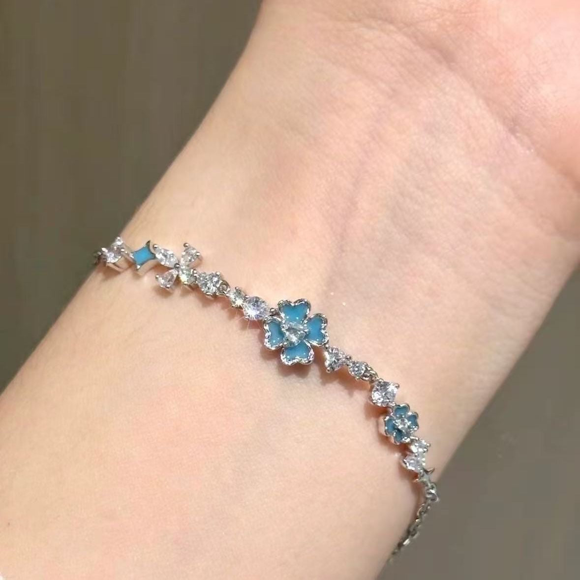 Female Light Luxury Minority Design Luminous Enamel Bracelet