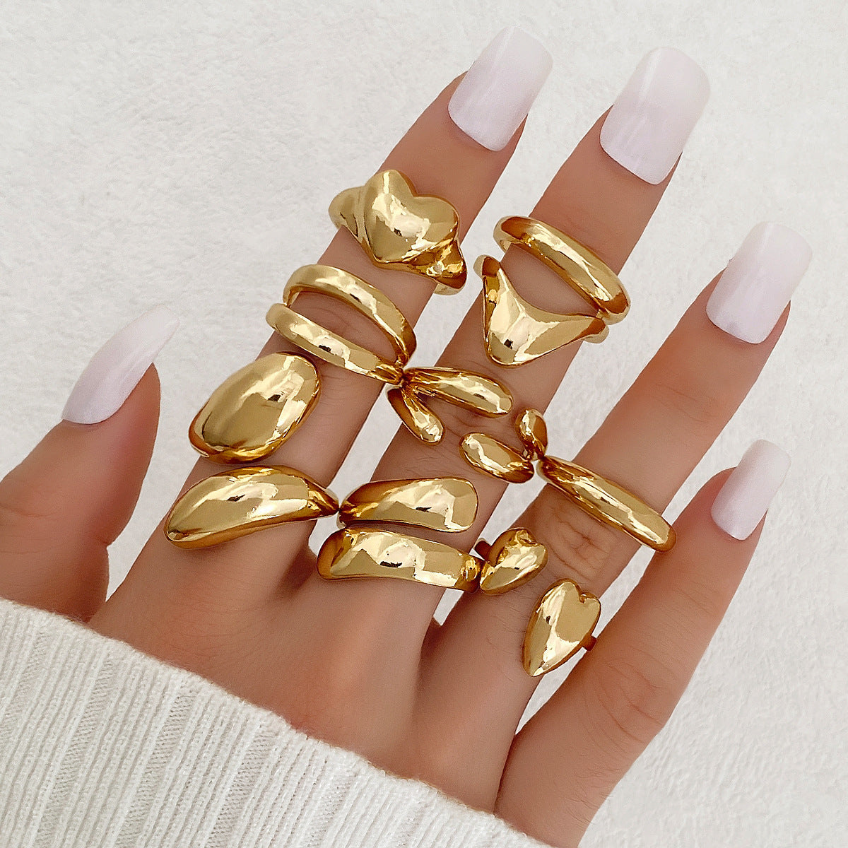 Women's Exaggerated Personalized Gold Irregular Oval Heart-shaped Open Rings