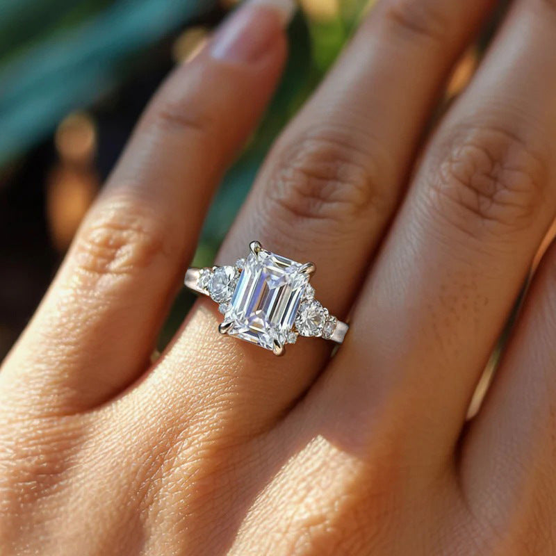 Women's Palace Style Elegant Affordable Luxury Geometric Square Classic Rings
