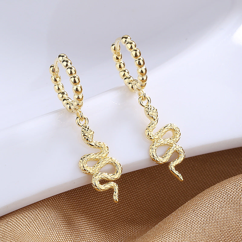 Simple Graceful Sier Niche Love Light Ear Clip Earrings