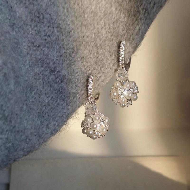 Women's Style Refined Zircon Flower Pearl Light Luxury High-grade Ear Earrings