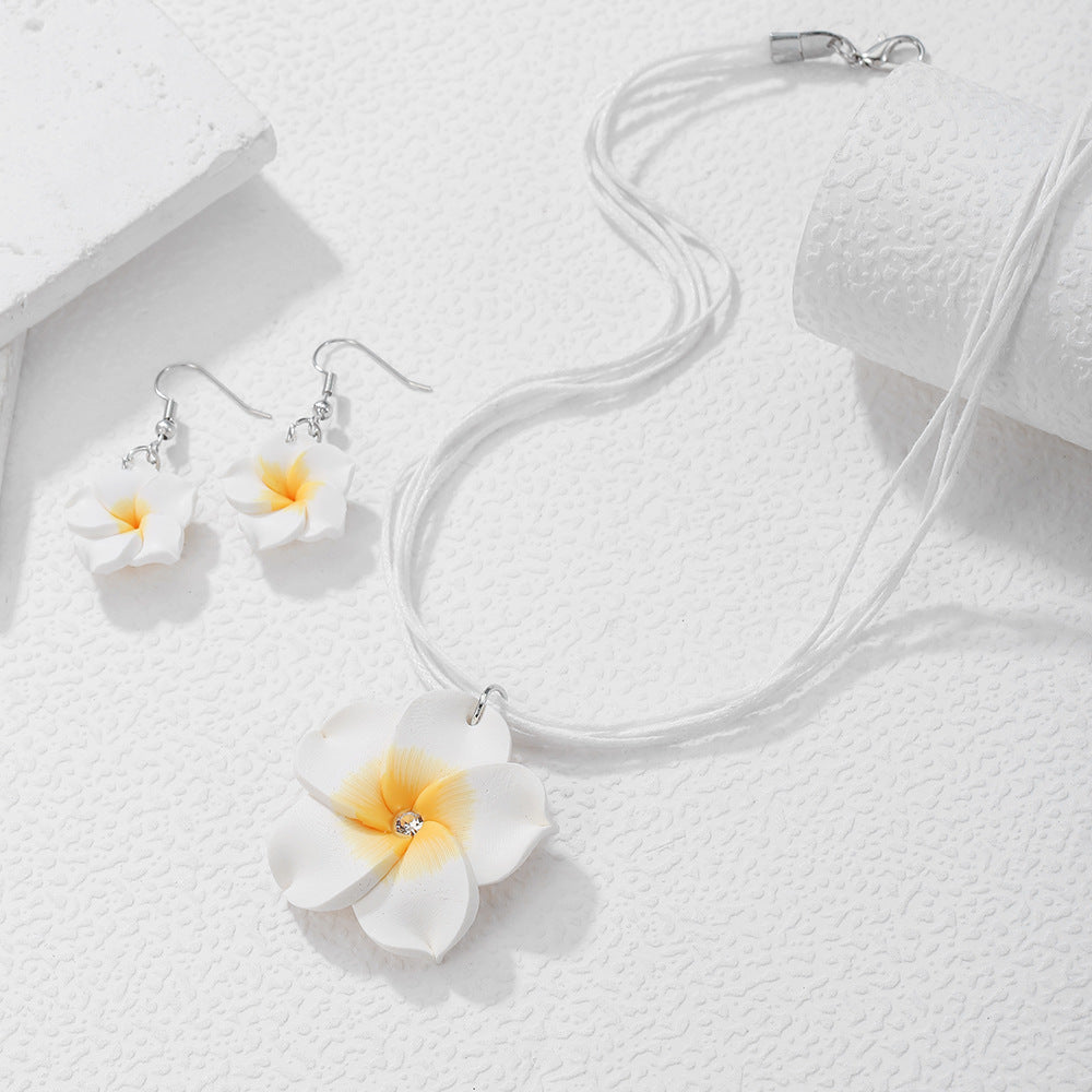 Fresh Rich Flowers Wax Rope Suite Polymer Necklace