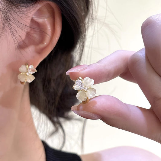 Opal Flower Love Heart Light Luxury Rings