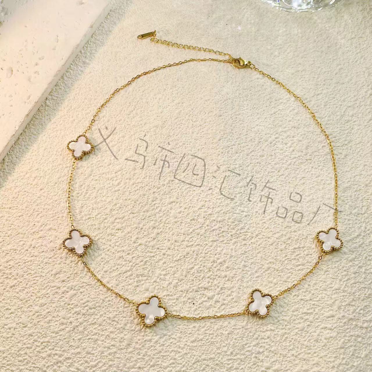 Women's Stainless Steel Double-sided Clover Plated Pork Necklaces