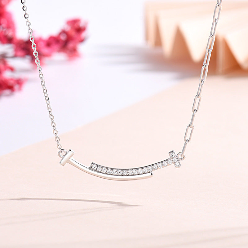 Women's Sier Smile With Diamond High-grade Sense Fine Choker Necklaces