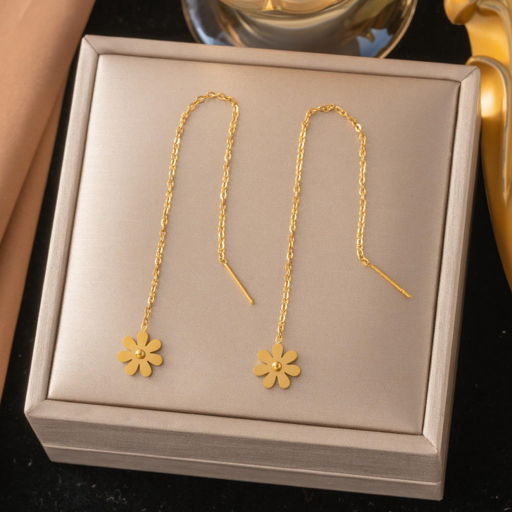 Steel Tassel Niche Design Hollow Heart Shaped Love Female Simple Ear Line