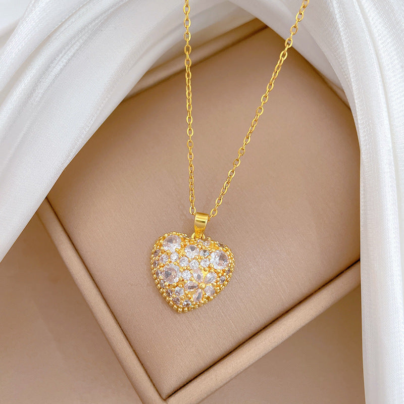 Women's Heart-shaped Full Of Diamond Light Luxury Palace Style Elegant Gorgeous Necklaces