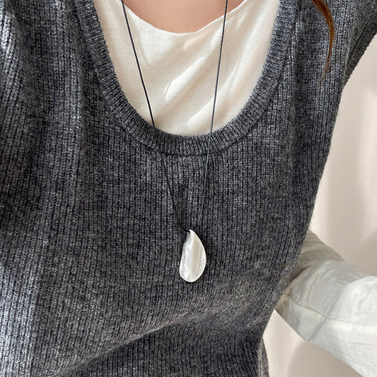 Women's Fashionable Simple Mori Style Retro Irregular Matte Necklaces