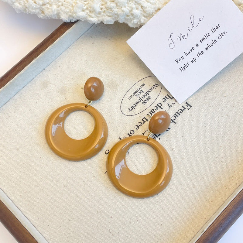 Women's Retro Blooming Acrylic Curved For Simple Stud Earrings