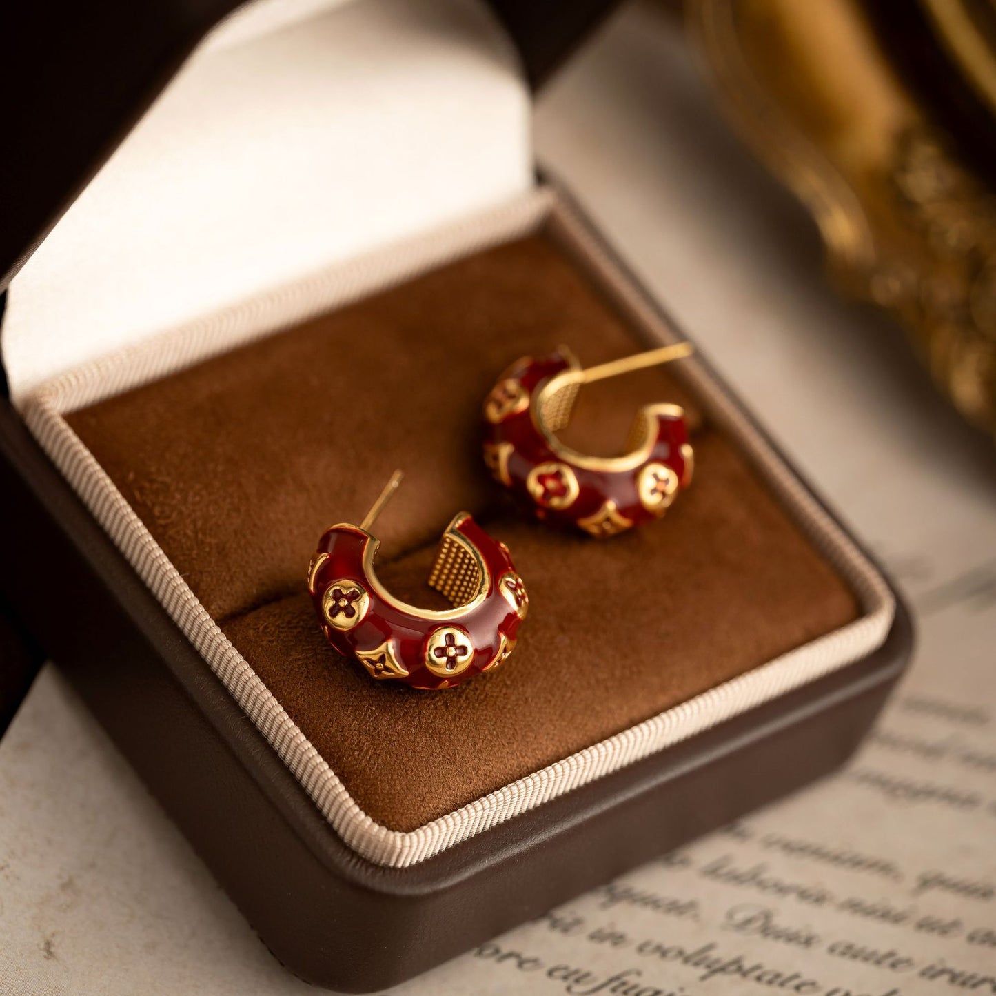 Light Luxury High-grade Drop Oil Female Sweet Elegant Flower Earrings