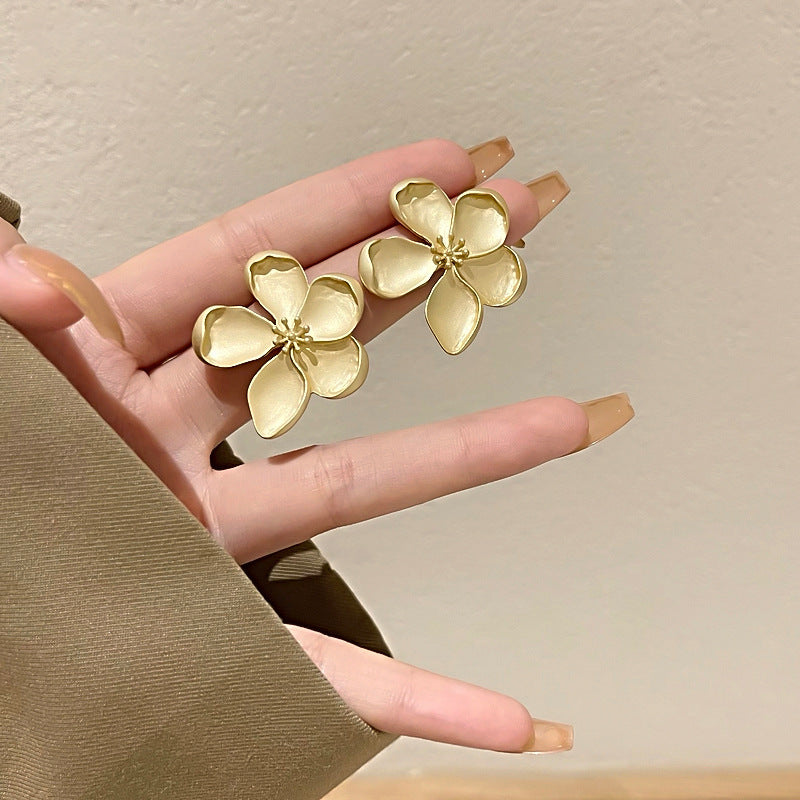 Flower Exaggerated Light Luxury High-grade Design Fairy Rings