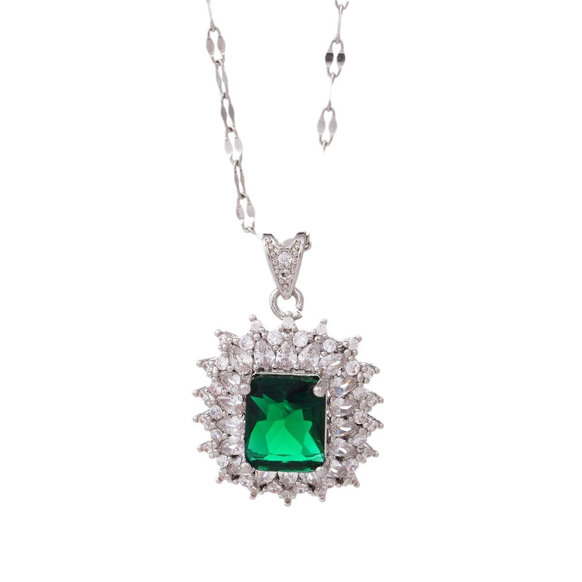 Super Flash Premium Emerald Female Jewelry Necklaces