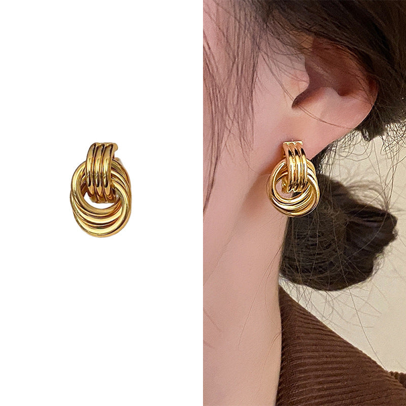Women's Circle Twist Design High-grade Copper Plated Stud Earrings