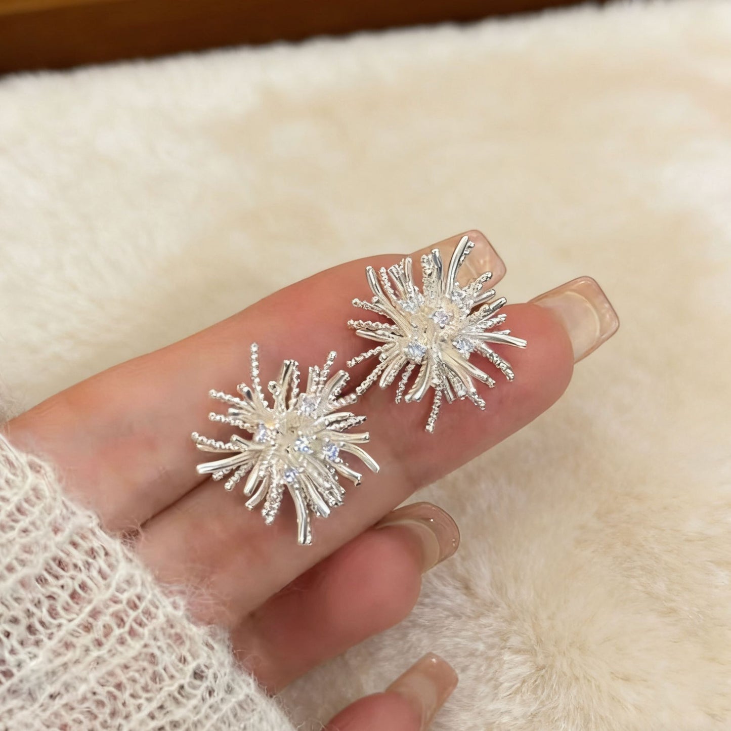 Niche Elegant Wild Personality Affordable Luxury Style Stud Earrings