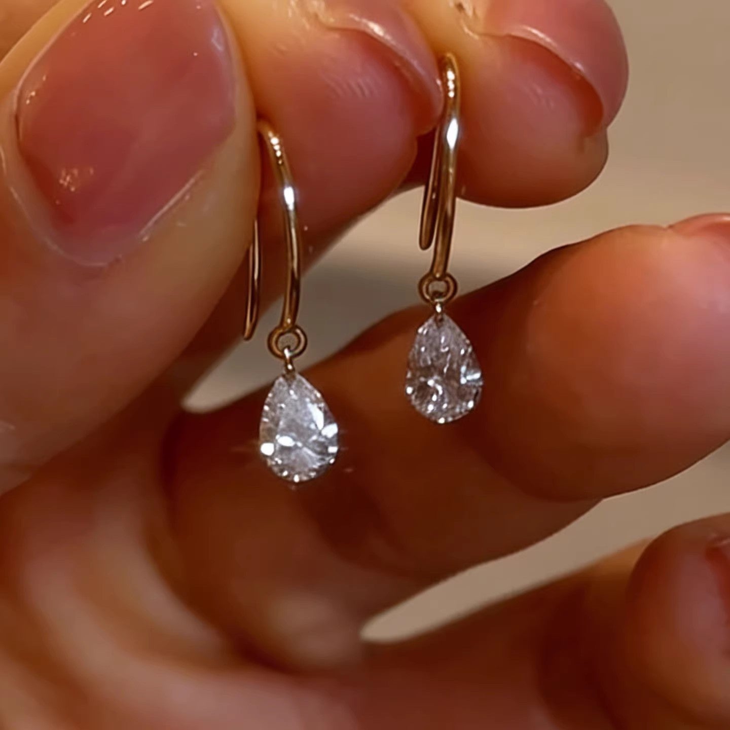 Women's Korean Style Water Drops Eardrops High-grade Earrings