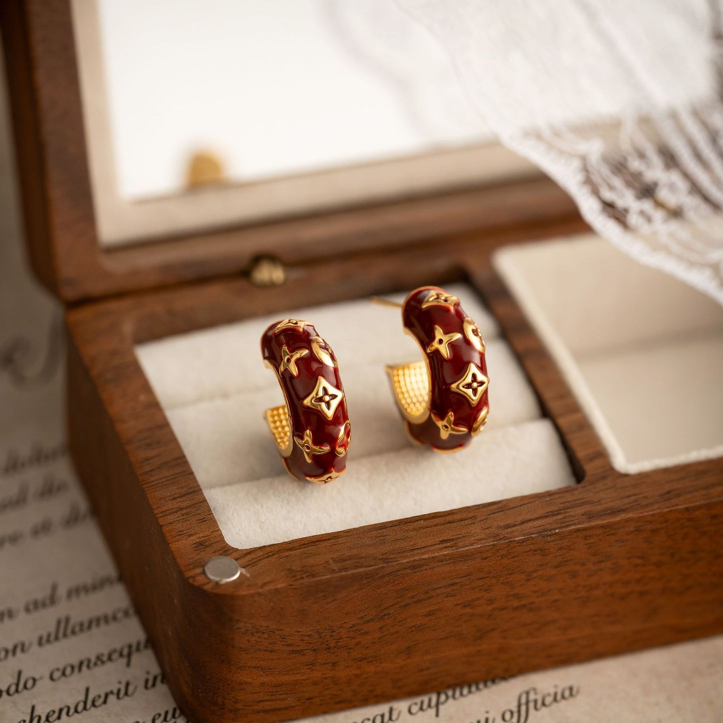 Light Luxury High-grade Drop Oil Female Sweet Elegant Flower Earrings