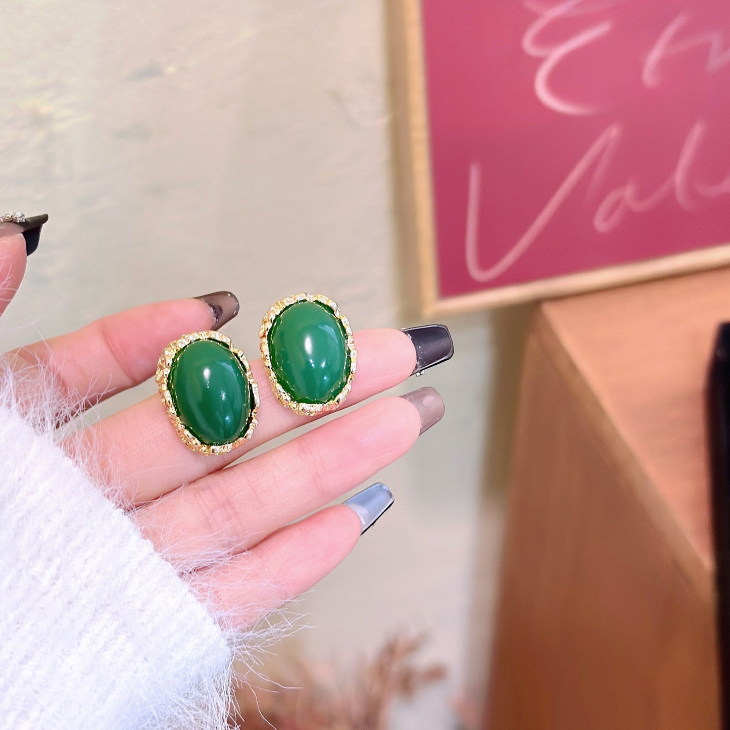 French Retro Grandma Green Ear Elegant Stud Earrings