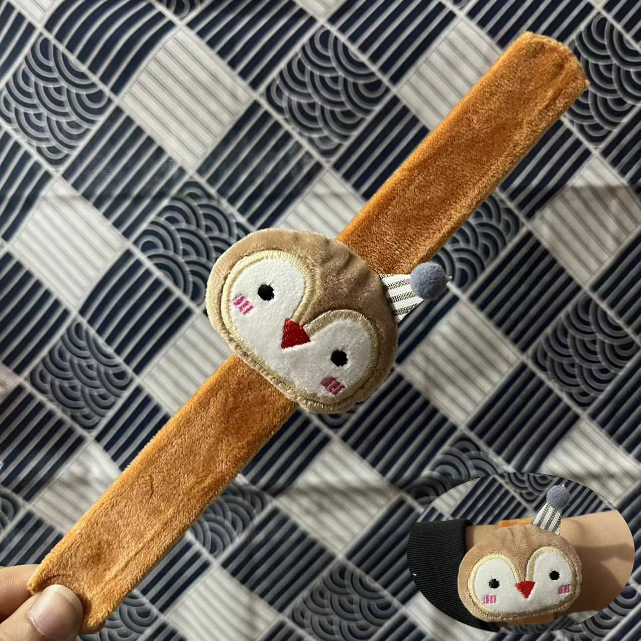 Children's Plush Cartoon Pop Cute Couple Female Slap Bracelet