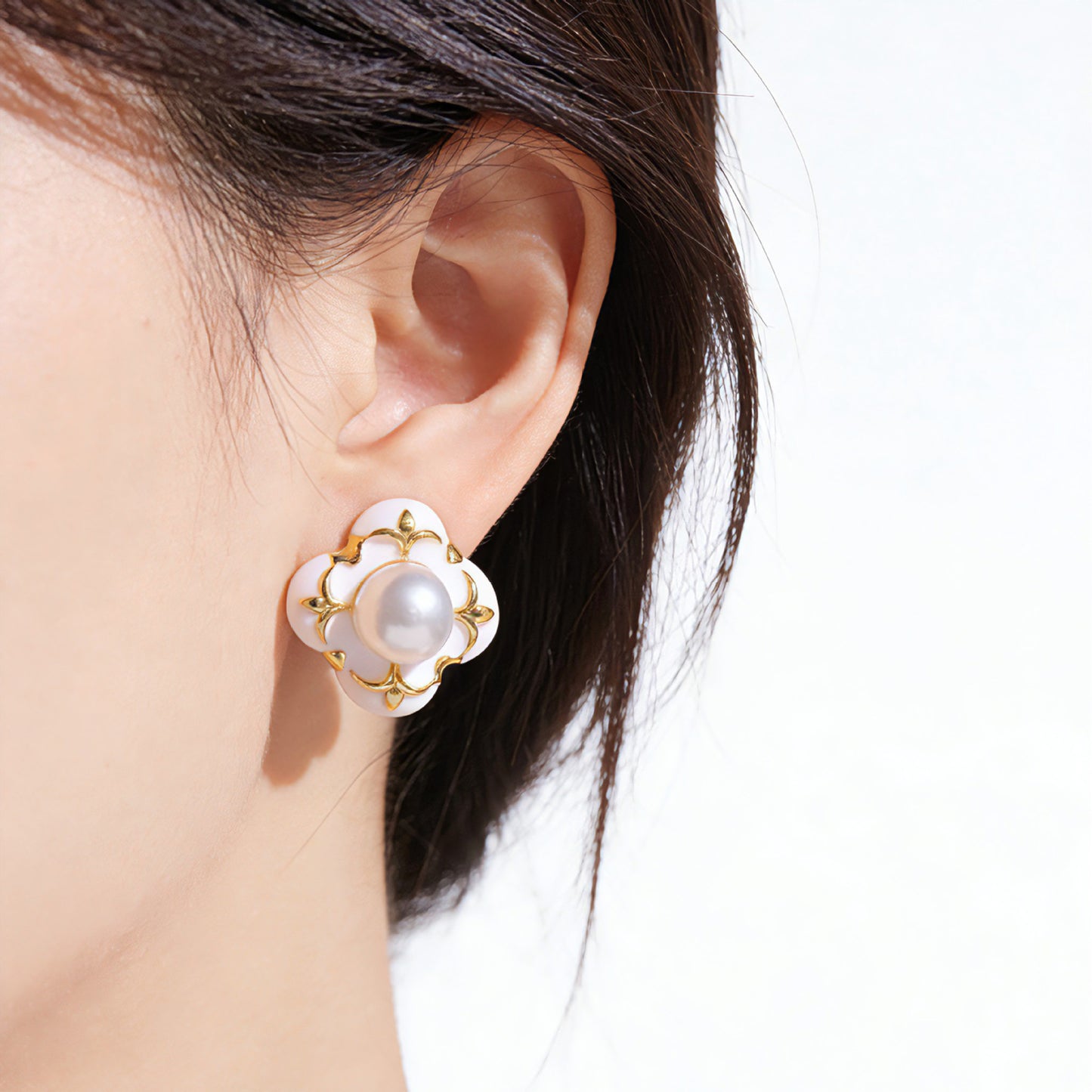 Light Retro Gorgeous Temperament High Sense Ear Stud Earrings