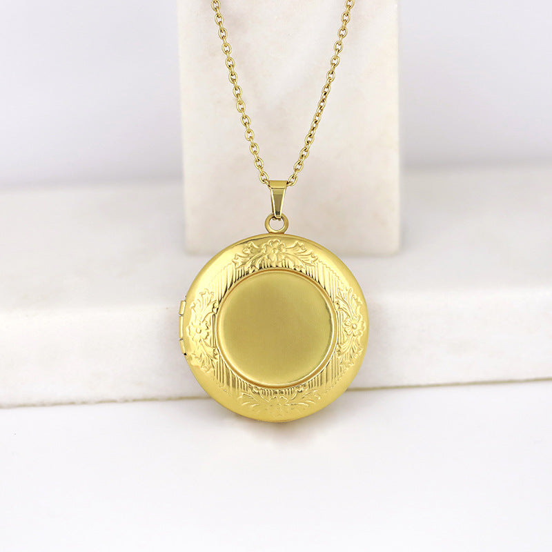 Steel Box Carved Personalized Creative Lucky Necklace