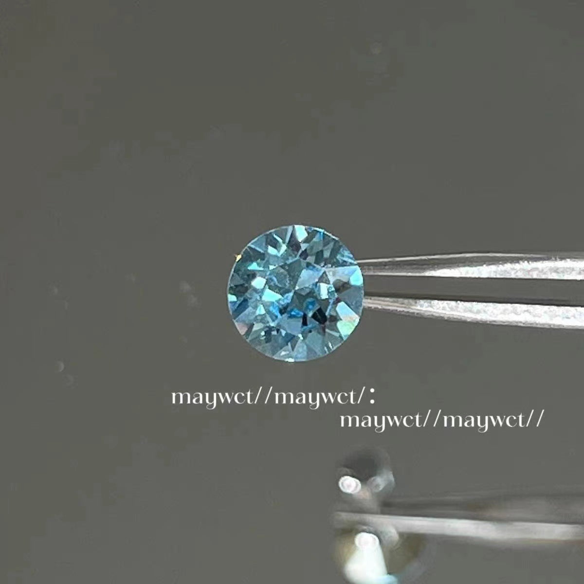 Round Diamond Titanium Steel Screw Ear Stud Earrings