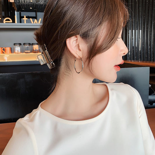 Design Sense Female Geometric Ear Fashion Earrings