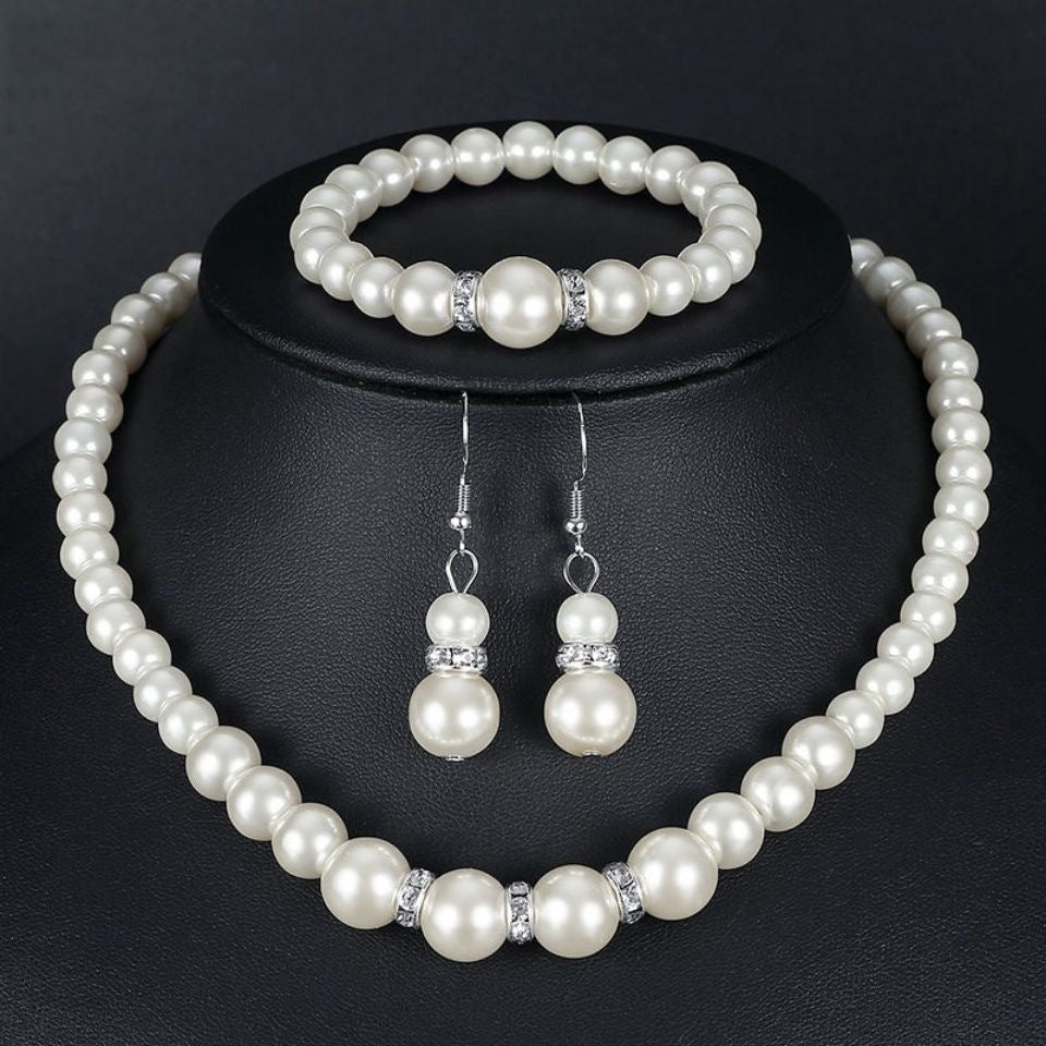 Women's Pearl Three-piece Gift For Mother Beautiful Necklace