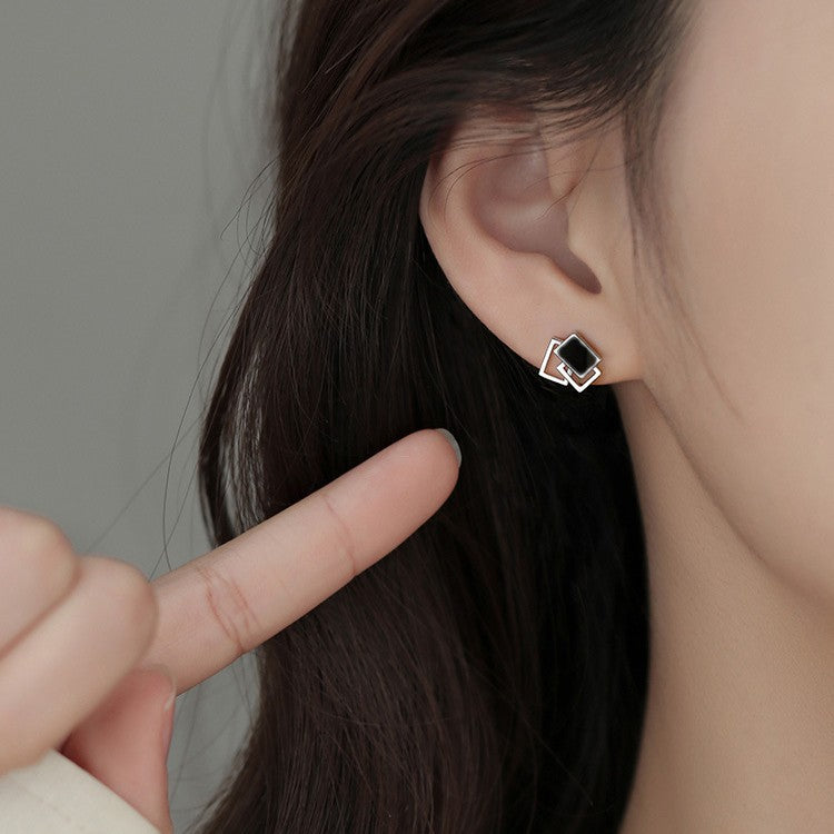 Women's Sier Pure Korean Niche Design Geometric Ear Affordable Luxury Style Stud Earrings