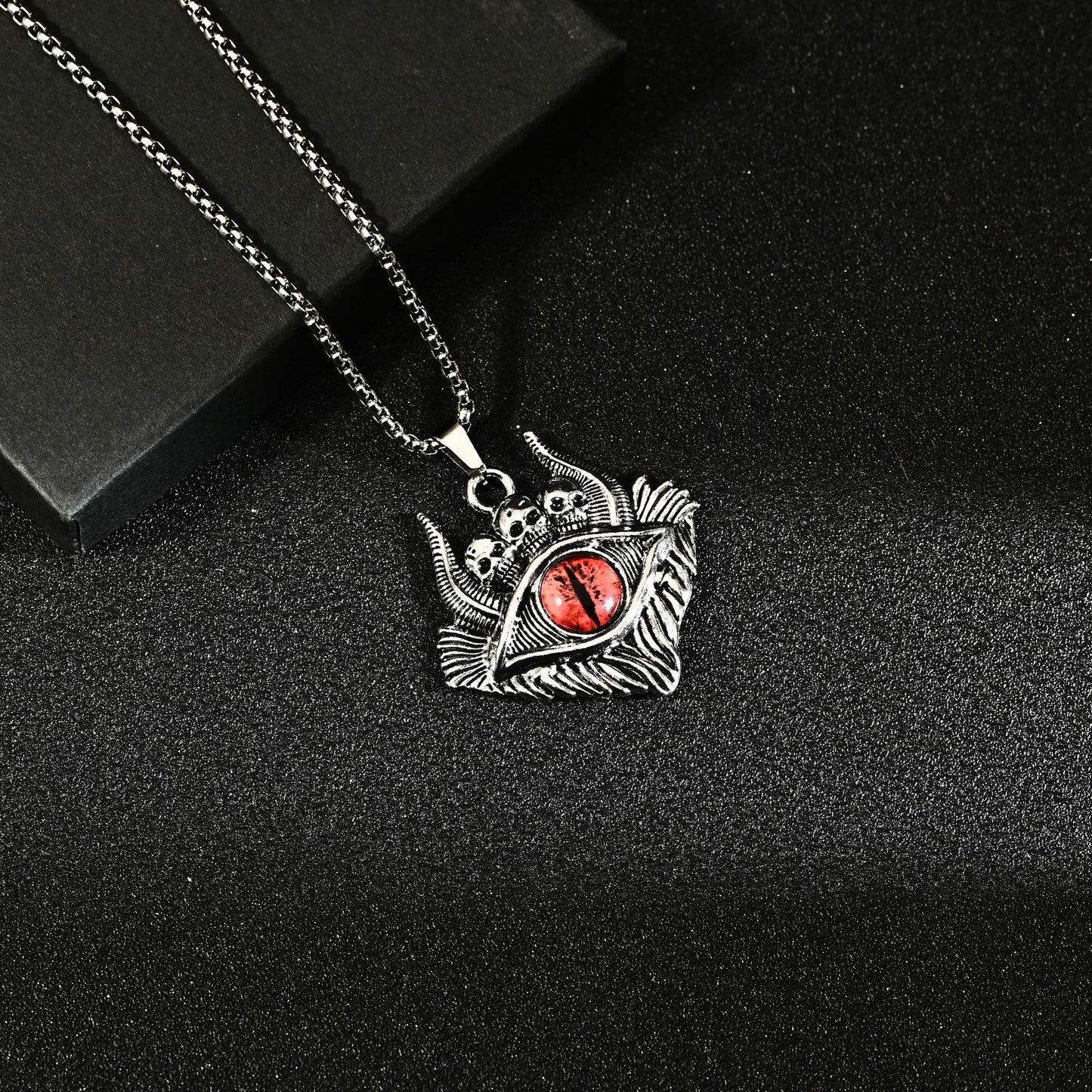 Women's & Men's Devil's Eye Skull Trendy Domineering Hip Hop Necklace