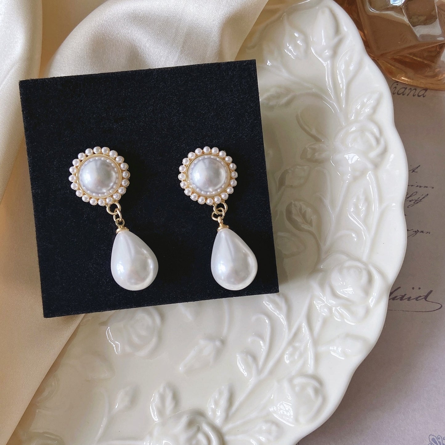 Women's Palace Style Elegant Sunflower Korean Simple Temperamental Earrings