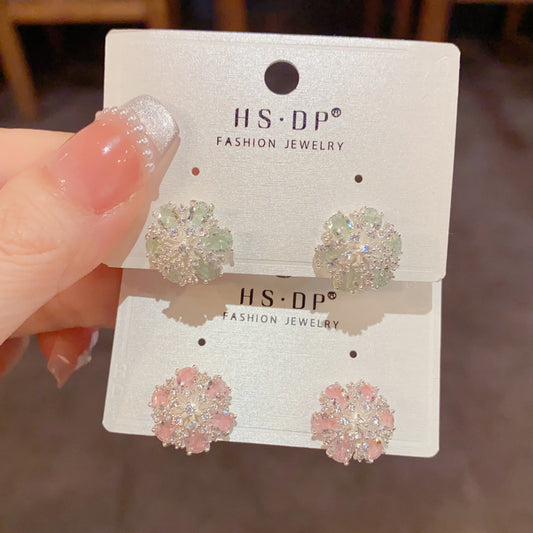 Fresh Thick Sier Zircon Petal Exquisite Fashion Small Earrings