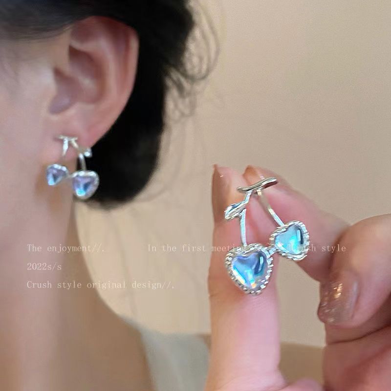 Women's Korean Style Sier Needle Elegant Pearl Love Heart Flowers Earrings